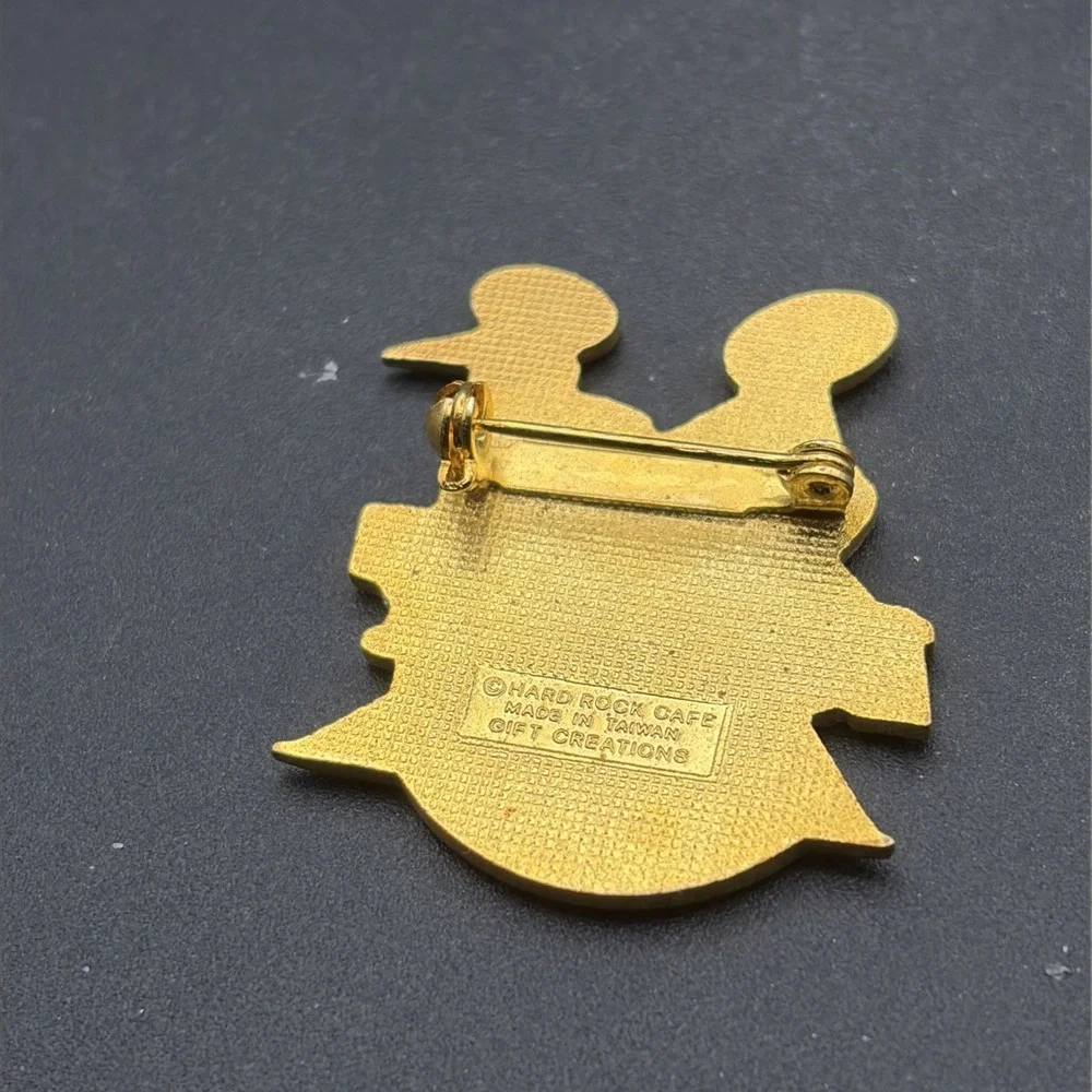 Hard Rock Cafe Drum Set San‎ Francisco Music Instrument Lapel Hat Pin